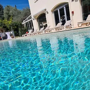 le-floreal-vence.fr-provencehotel.com/